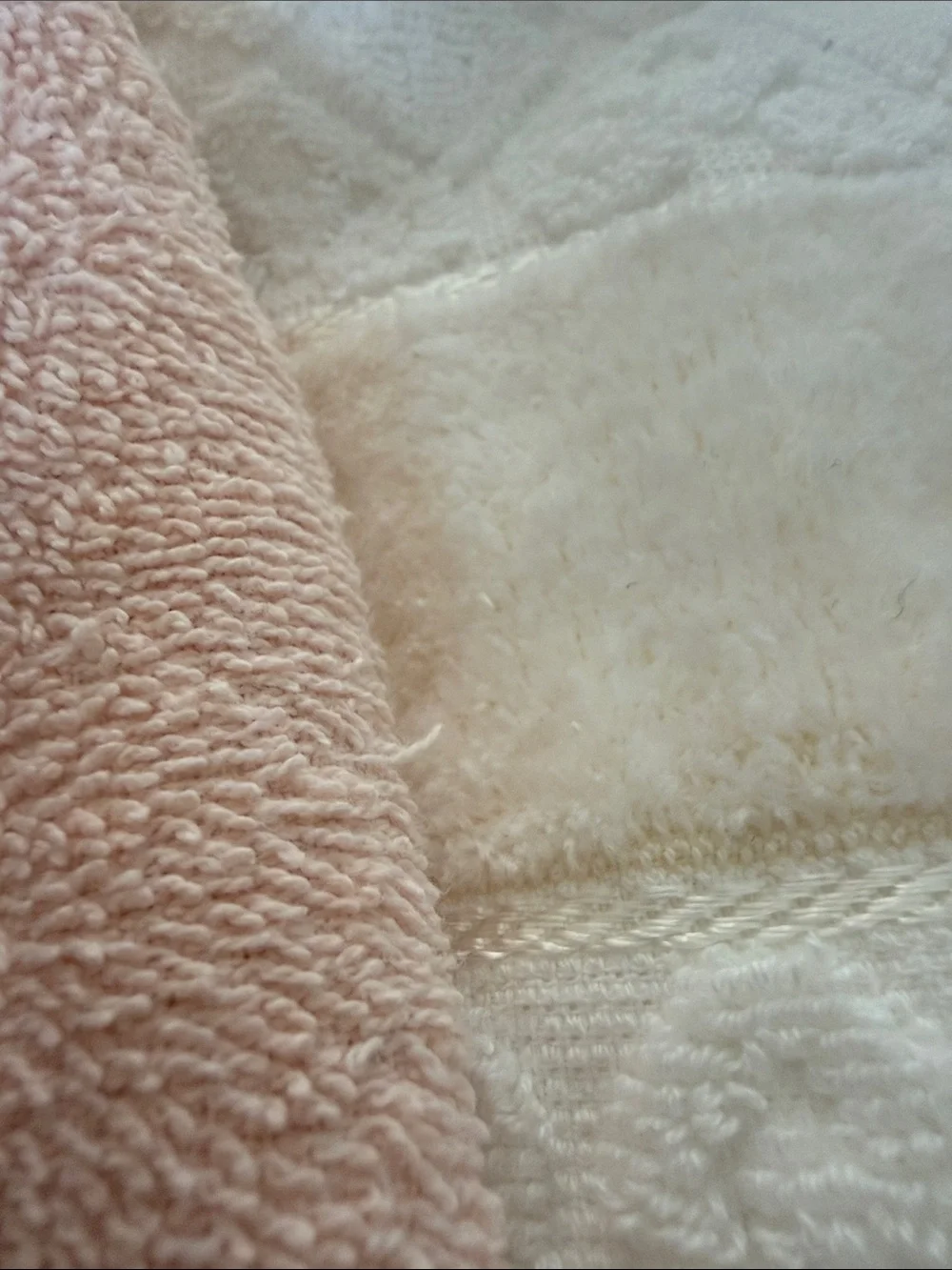 (2) FrenchTex pearl jacquard Bath Towels